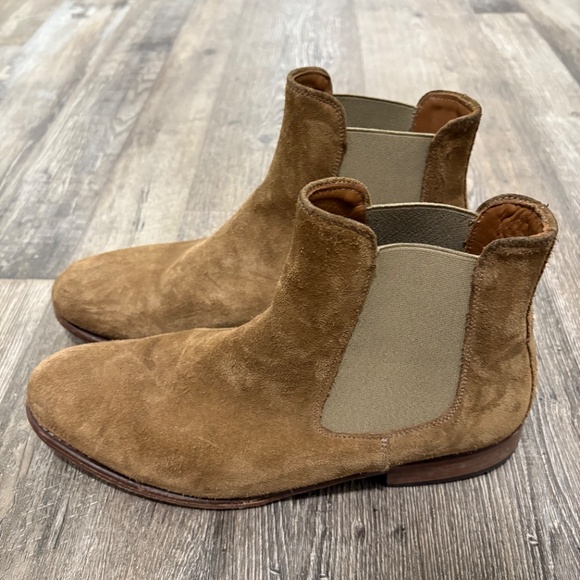 Thursday Boot Company Cavalier Chelsea Boot - Picture 3 of 8